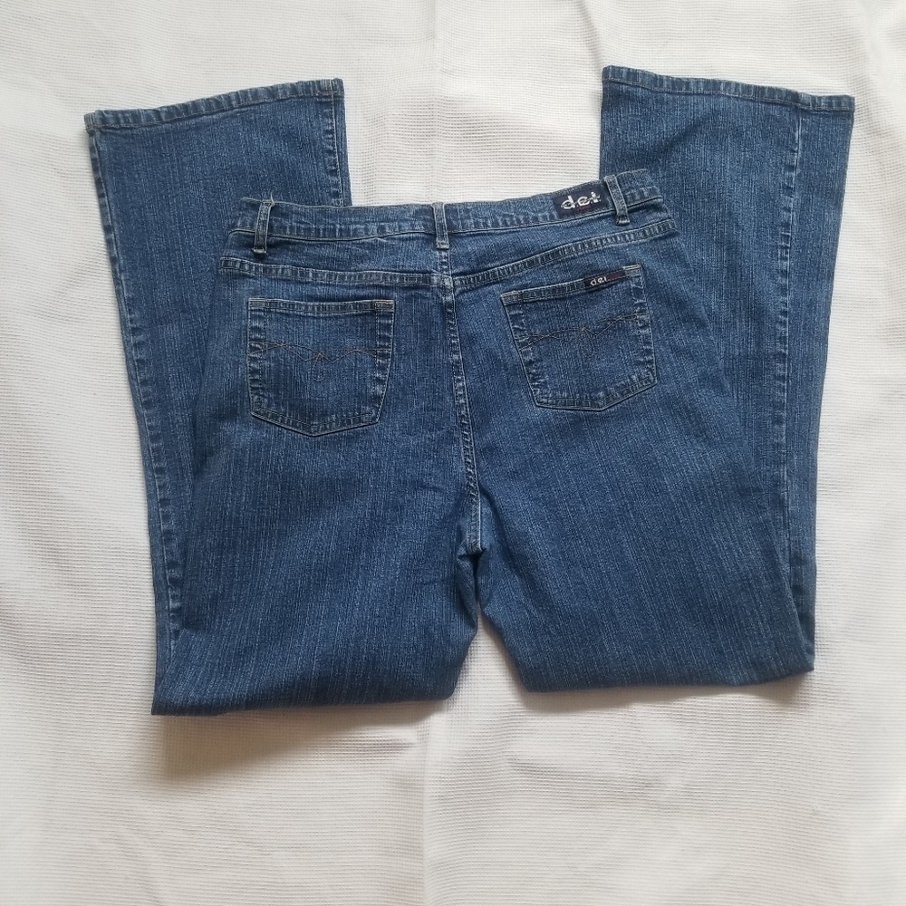 d.e.i <derrieres international jeans>